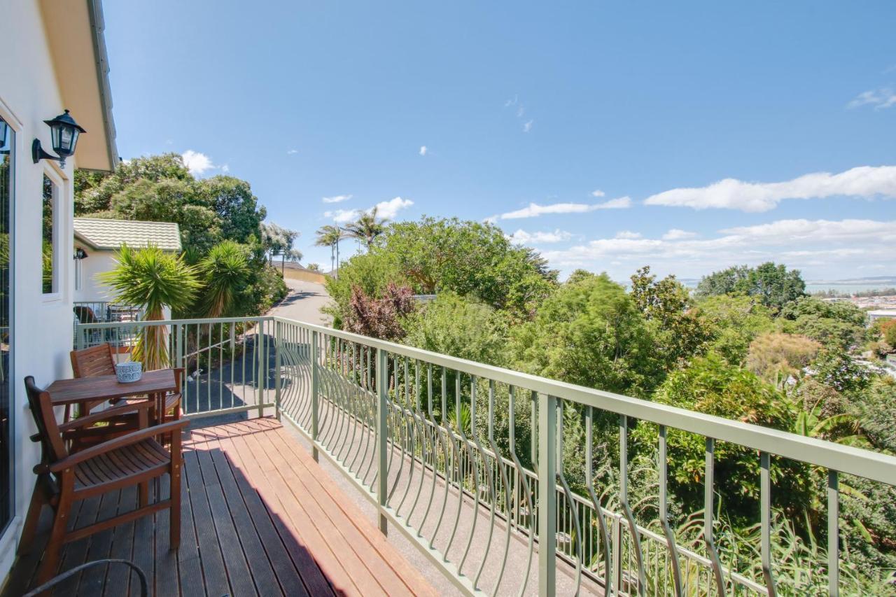 Onslow Views - Napier Holiday Home Экстерьер фото