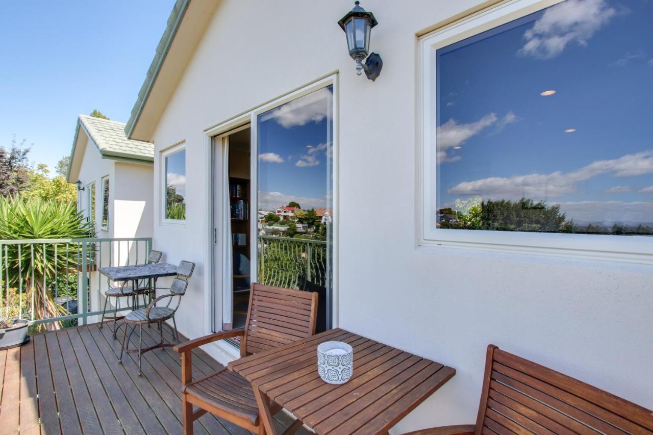 Onslow Views - Napier Holiday Home Экстерьер фото